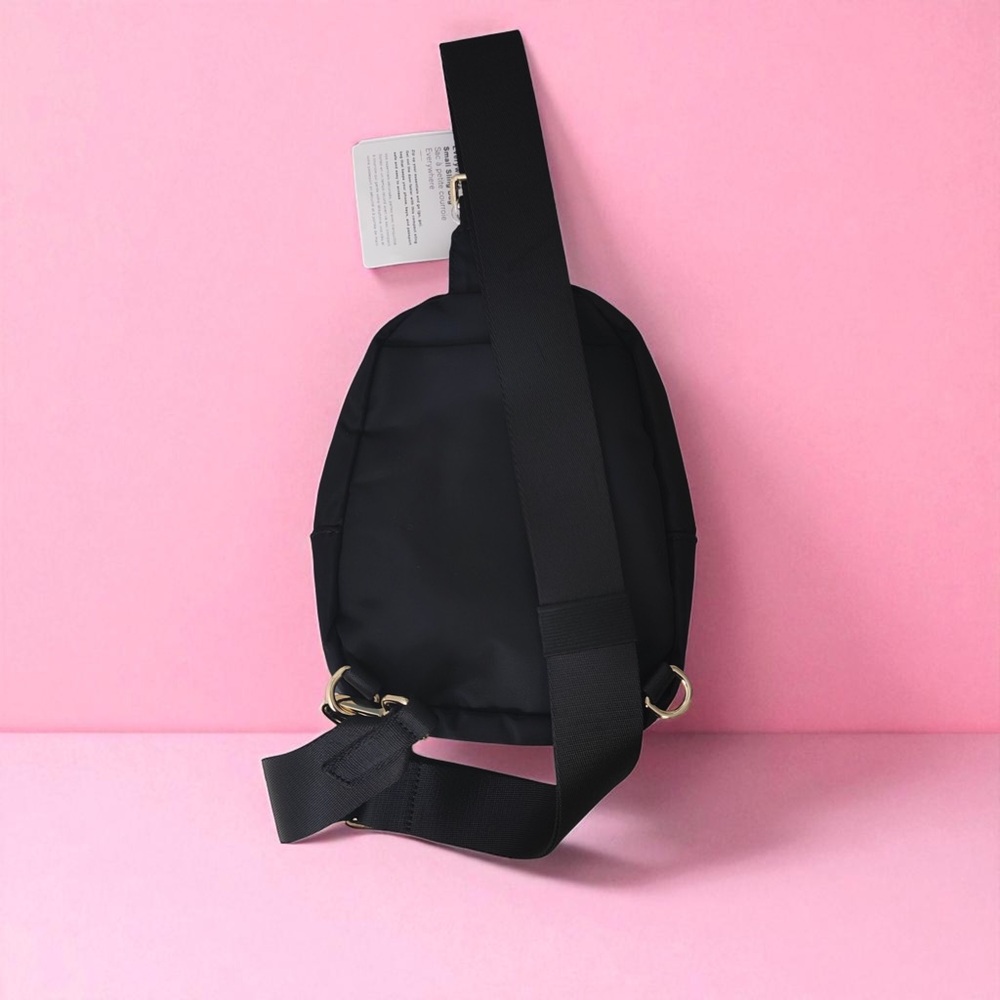 lululemon athletica Black Crossbody Bag - Picture 5 of 6